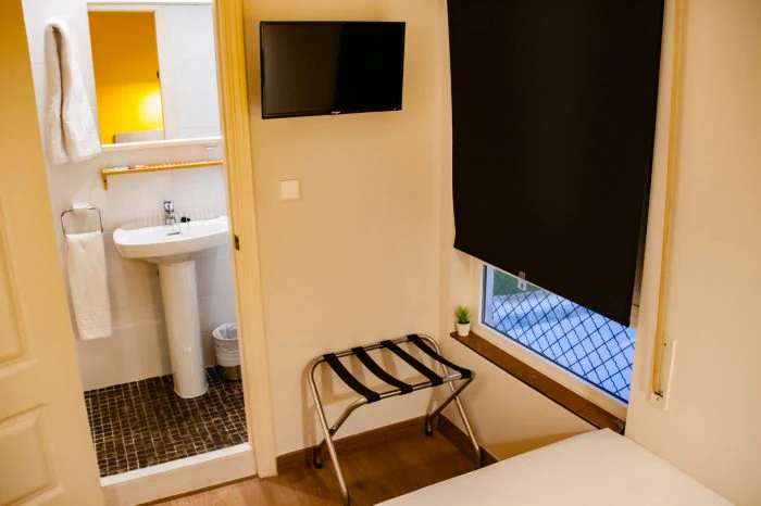 UP-HAB-IND-DELUXE-05-700x466